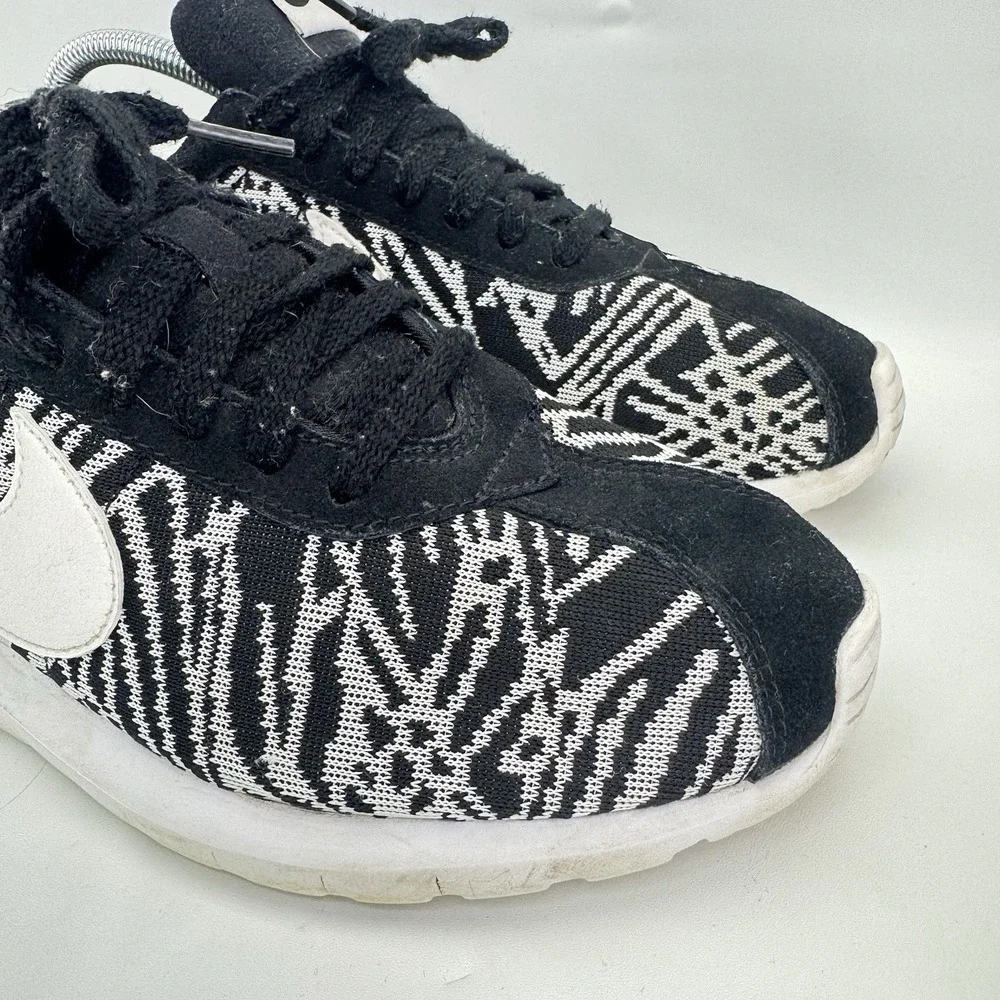 Nike Women's Roshe LD 1000 KJCRD Black White Size 9.5 819845 001 Training Shoes